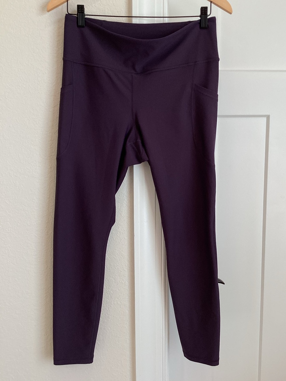 Old Navy Active Powersoft High-Rise Leggings Go-Dry Purple Like-NEW Large